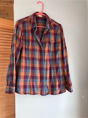 Duluth Trading Co Plaid Button-Down Shirt